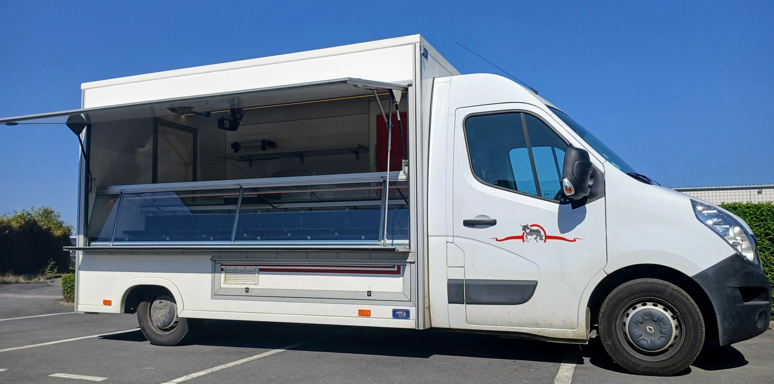 Camion d'occasion Tournées Boucher Charcutier Traiteur ou Fromager Crémier - 1129 camion complet